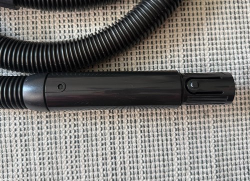 NUOVO tubo di ricambio con strumento antimacchia resistente per Bissell ProHeat 2x Revolution Pet - Foto 17 di 20