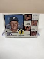 1973 Topps Yankees Field Leaders Ralph Houk, Elston Howard, Dick Howser #116 EX 