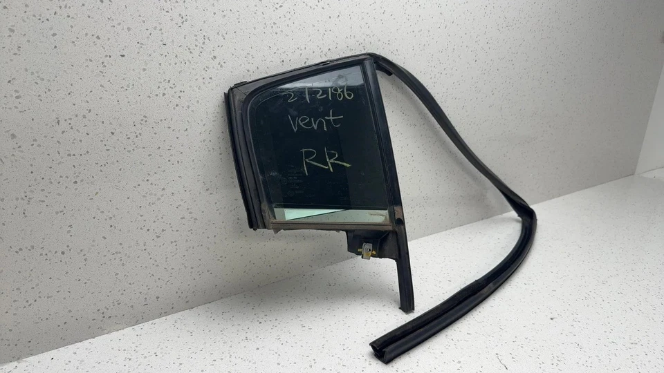 2011-2023 DODGE CHARGER Rear Vent Glass/window Dodge Right - Image 2 of 4