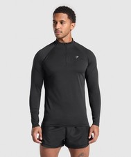 GYMSHARK Performance 1/4 Zip in Black - Size Small
