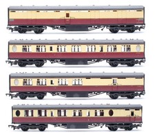 BACHMANN 'OO' GAUGE LOT OF 4 BR CRIMSON/CREAM BRAKE/CORRIDOR/COMPOSITE COACHES