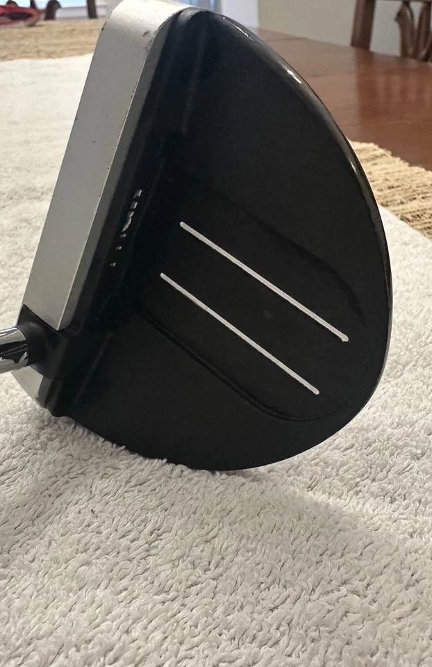 PRGR Silver Blade HV 03 34" Putter Righthanded W/Cover - Image 3 of 4