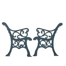DECORATIVE CAST IRON GARDEN BENCH ENDS PAIR VICTORIAN GARDEN BENCH ENDS