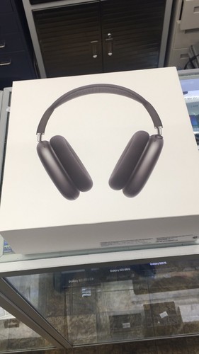 AirPods MAX ( USB-C) New. Opened To test Sound Only. Stunning. Latest Edition