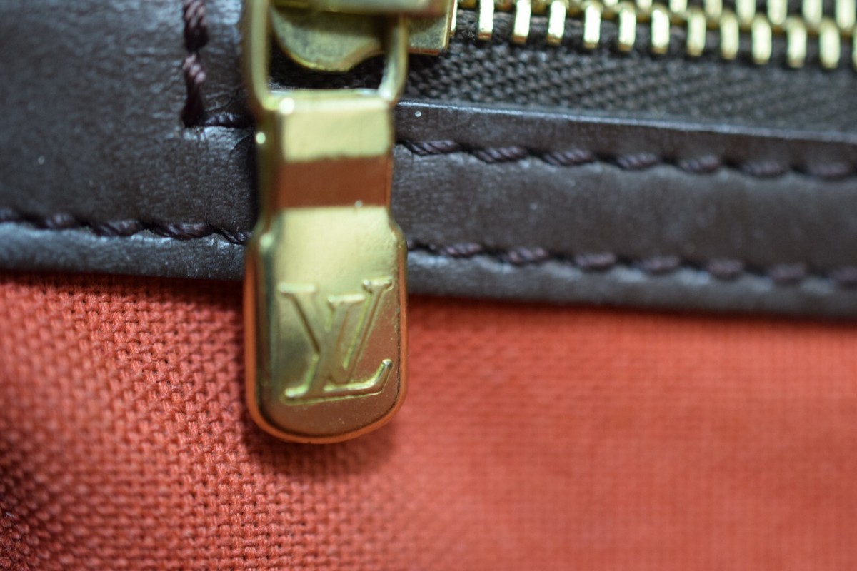 Auth Louis Vuitton Chelsea Shoulder Bag Damier Ebene Canvas Auth Louis Vuitton Chelsea Shoulder Bag Damier Ebene Canvas