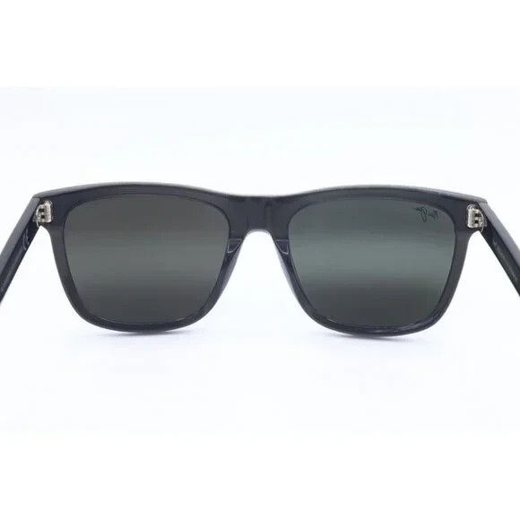Maui Jim VELZYLAND MJ 802-14G Black Square Sunglasses Gray 