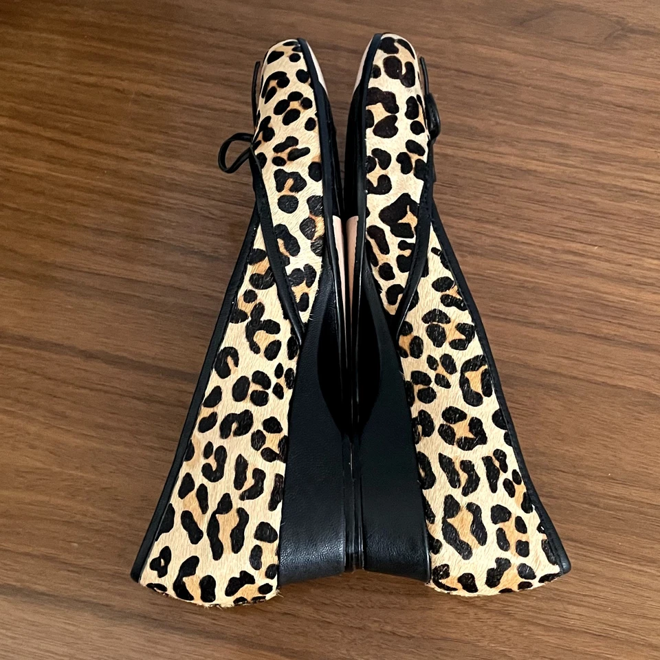 Taryn Rose Karumba Low Heel Wedge Leopard Print Calf Hair w/Bow 6 M - Image 4 of 4