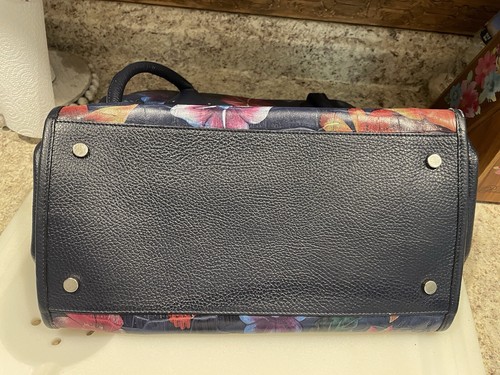 CLAUDIA FIRENZE ITALY Purse. Flower Pattern. - Picture 3 of 9