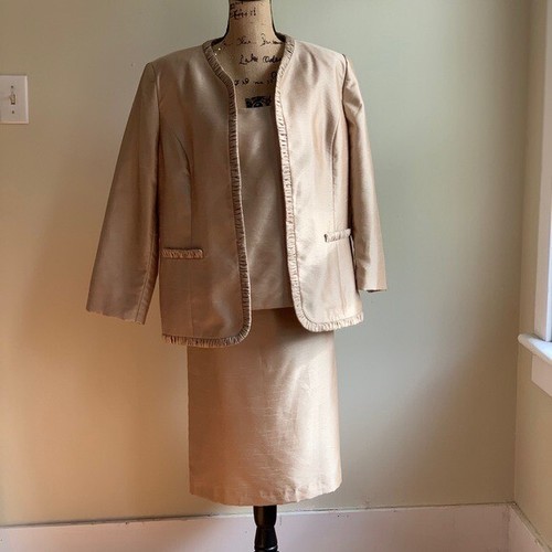Kasper three piece skirt suit size 18