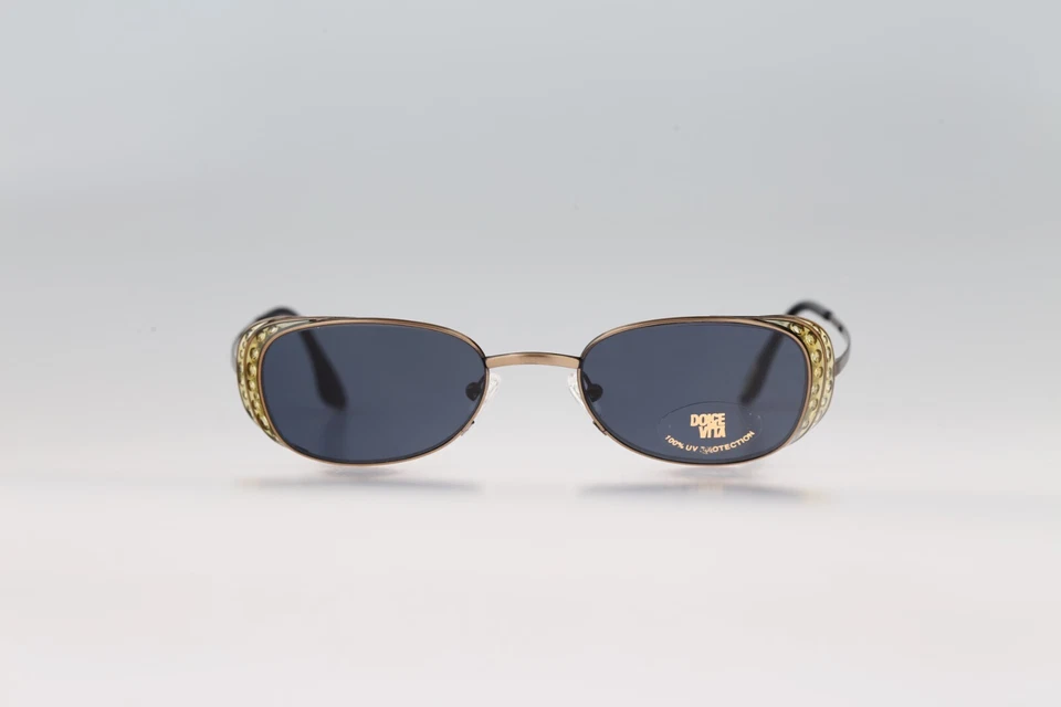 Dolce Vita DVS 53 04,, Vintage 90s side shields small slim rectangle sunglasses - Image 3 of 4