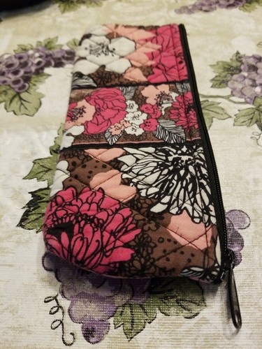 VERA BRADLEY COSMETIC FLOWERED BAG - Picture 6 of 6