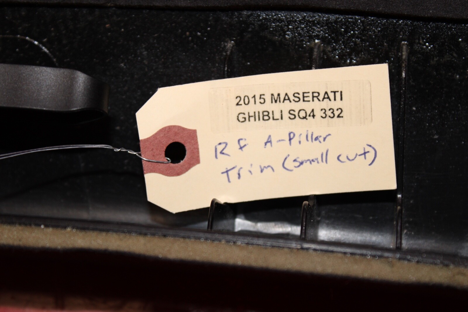 Maserati Ghibli 2014-2019 FRONT+RIGHT Pillar trim