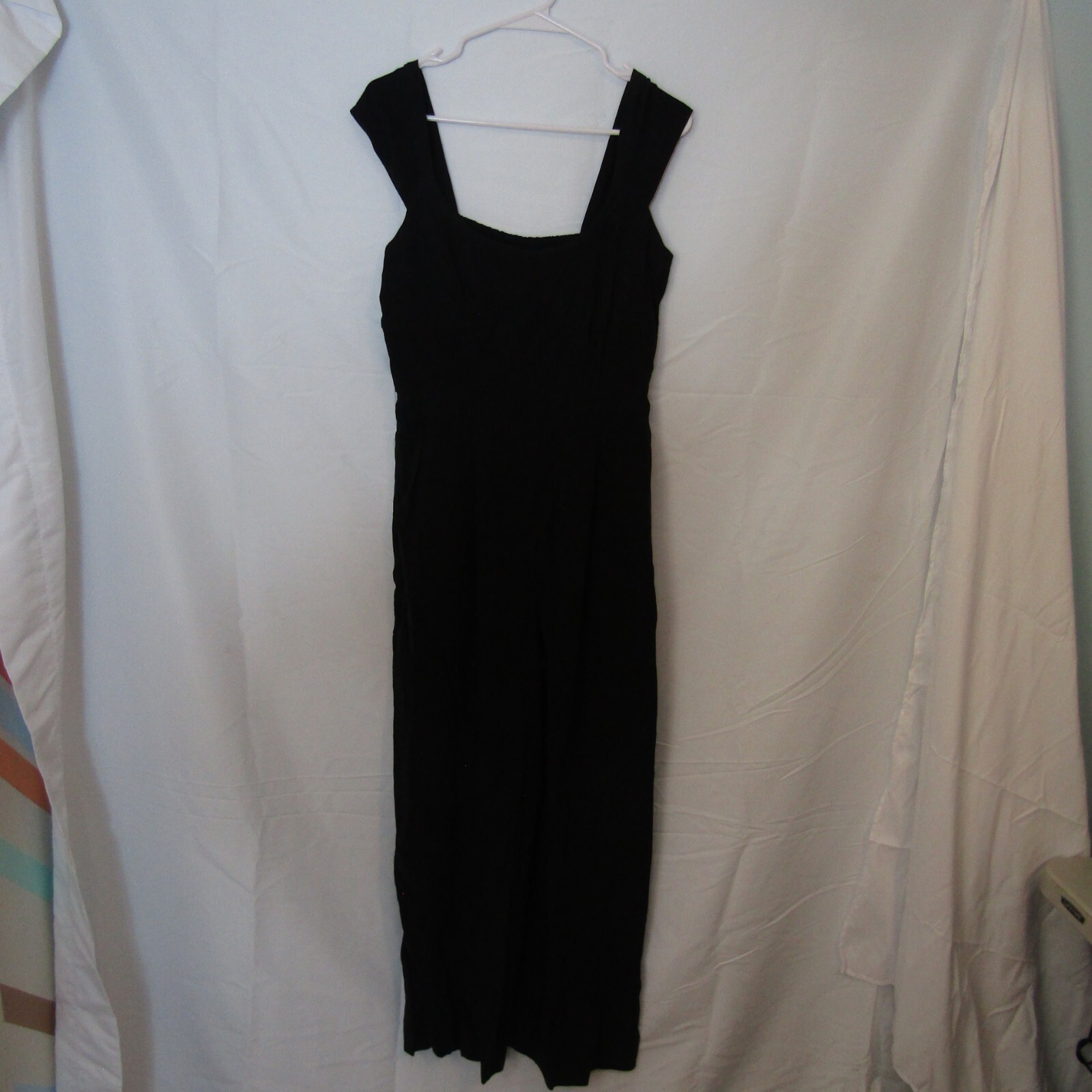 Picture 3 of 6