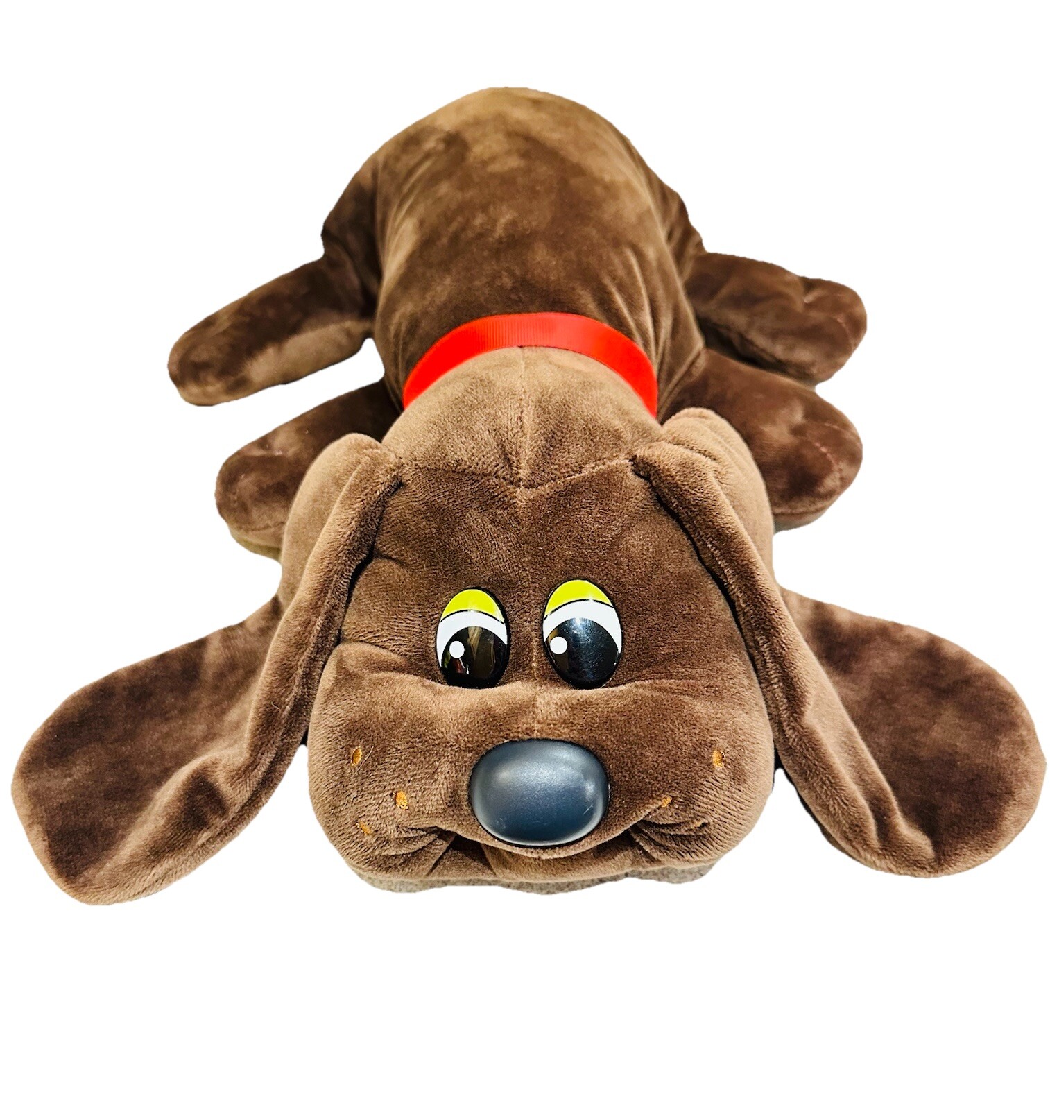 Hasbro 18-inch Large Brown Pound Puppy Hound Plush with Floppy Ears 2019 Edition