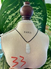 18K Gold Natural Burmese A-Grade Jadeite Pea Pod Pendant - Ship From NC