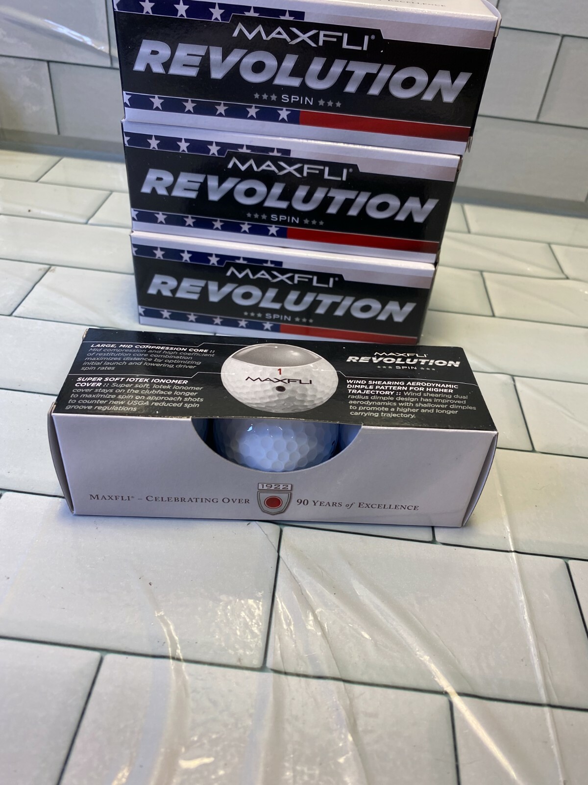 Maxfli Revolution Spin Golf Balls 4 Sleeves Total 12 White Dozen 2