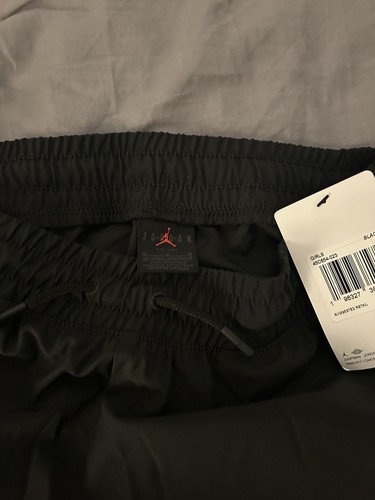 Girls Jordan Sweats Size M Kids Size Black with Jordan Emblem - Picture 3 of 10