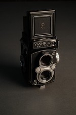 Yashica Mat-124 6x6 120 Film TLR Camera Case, Hood, Portrait lens attachment