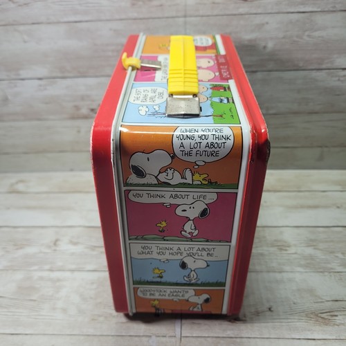 Fiambrera vintage de metal Peanuts con termo 1973 envío gratuito - Imagen 11 de 17