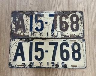 Antique 1916 NY License Plate Set