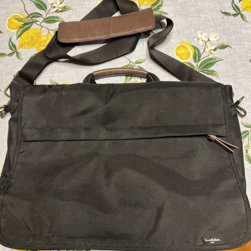 Goodfellow And Comp Messenger Laptop Bag - 第 1/1 張圖片