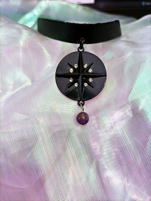 Yennefer Halskette lila und schwarz Netflix Choker The Witcher Cosplay Halskette