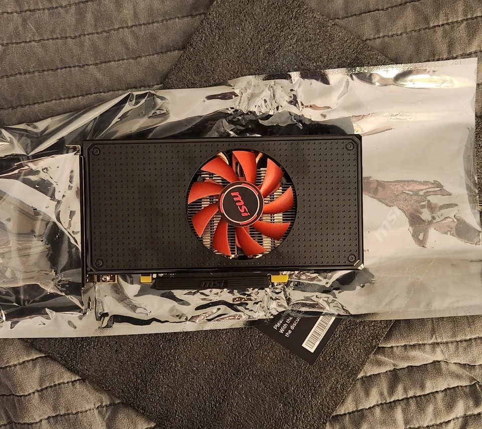 MSI AMD Radeon RX 580 8GB V1 GDDR5 Graphics Card New* with Box - Image 2 of 4