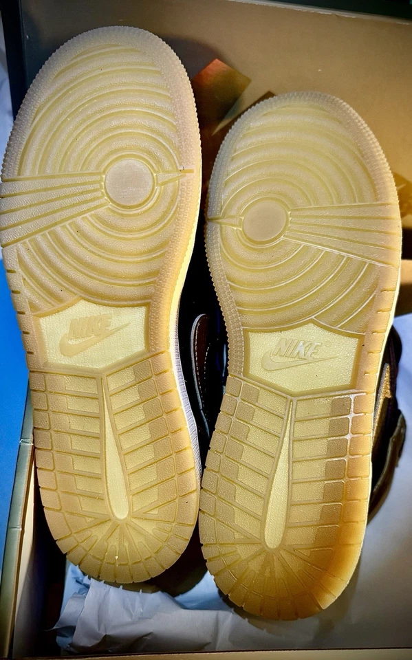 Nike Air Jordan 1 Retro Alto OG GS Negro/Metálico Dorado Juvenil Talla 6Y FD1437-071 Foto 2 de 4