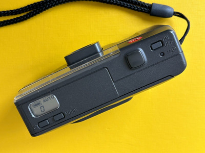 Leica mini mit Elmar 35mm und Datenrückwand