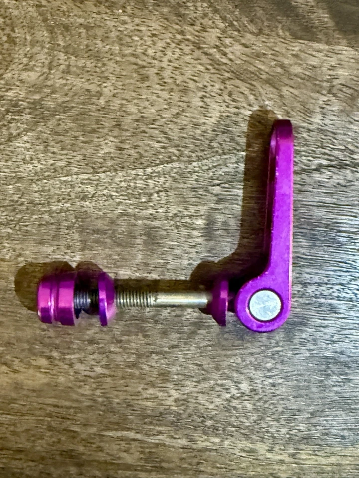 Tija de sillín vintage 3DV PÚRPURA Ringle Holey pincho MTB carpeta años 90 MTB COMO NUEVA Foto 4 de 4