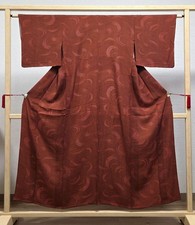 Japanese Silk Kimono Flowing Pattern Red-Brown Single Garment Used