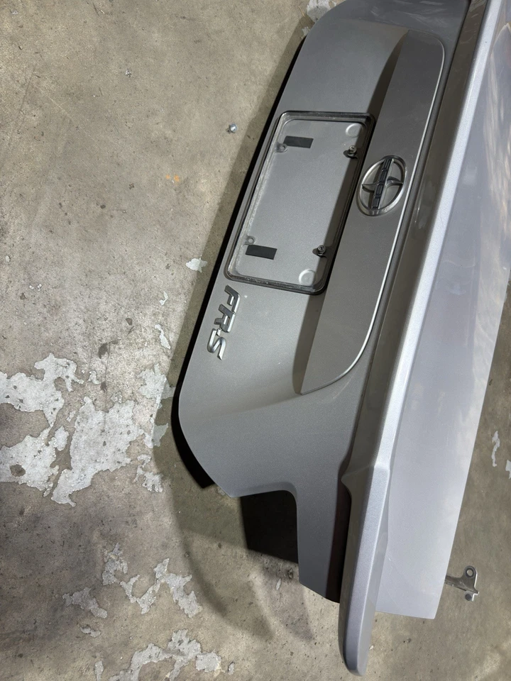 Tapa trasera del maletero Scion FR-S 2013-2020 con alerón gris OEM Foto 2 de 4