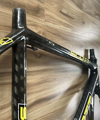 Scott CR1 Team 56cm Carbon Fiber Frame Set, 700c | eBay Scott CR1 Team 56cm Carbon Fiber Frame Set, 700c | eBay