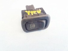 Pare-brise Daihatsu YRV