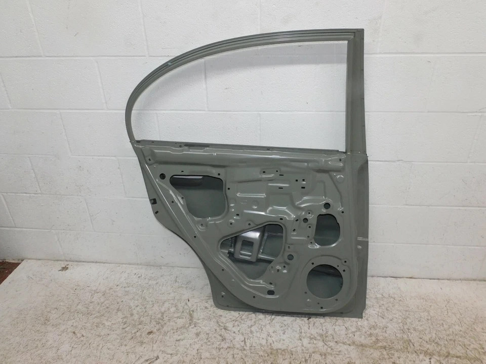 2007 2008 2009 2010 KIA RIO SEDAN LEFT SIDE REAR DOOR SHELL OEM Foto 2 de 3