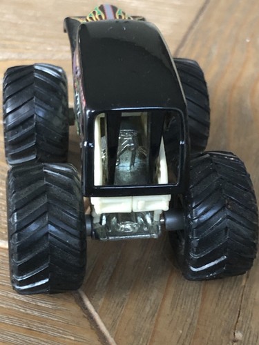 Hot Wheels Monster Truck Grave Digger 20th Anniversary Small Hub 1:64 Diecast Vg - Picture 5 of 7
