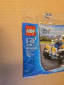 LEGO CITY: Police Atv (30228) Polybag RETIRED New  Factory Sealed 