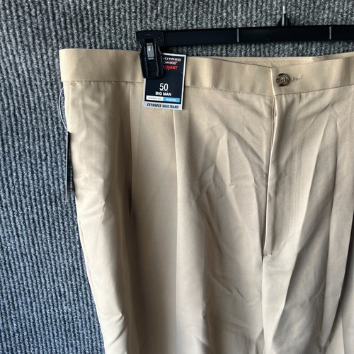 Roundtree & Yorke Shorts Mens 50 Chino Khaki Tan Big Man Pleated Travel Smart - Picture 2 of 9