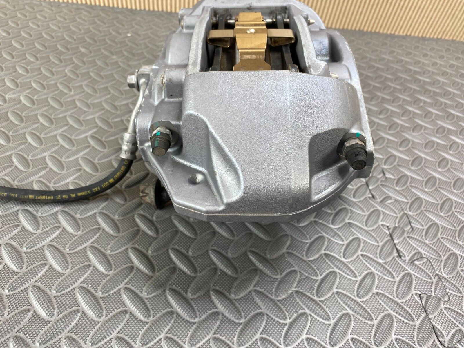 Foto 10 di 18