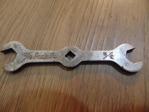 Vintage Indestro (DURO) 729 Nut & Retreader Tap DOE Wrench 3/8 X 7/16 USA Tool - Picture 2 of 6