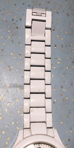 VERY RARE DESTRO BUGLE BOY RIGHT HANDED WATCH WHITE FINISH CASE BAND NEW BATTERY - Picture 9 of 18