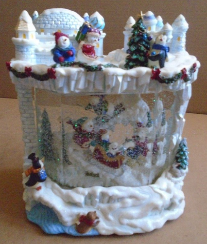 Kirkland Signature #166869 Christmas Water Window LED Lights Music with Box - Picture 10 of 24