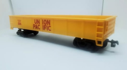 Bachmann HO Union Pacific 42' Open Gondola Freight Train Car Yellow  - Picture 1 of 8