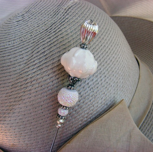 HATPIN with Stunning WHITE FASHION BEADS - Silver Finish Setting - 8 Inch - Picture 6 of 11