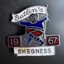 VINTAGE BUTLINS 1967 SKEGNESS ENAMEL PIN BADGE BY W REEVES &Co