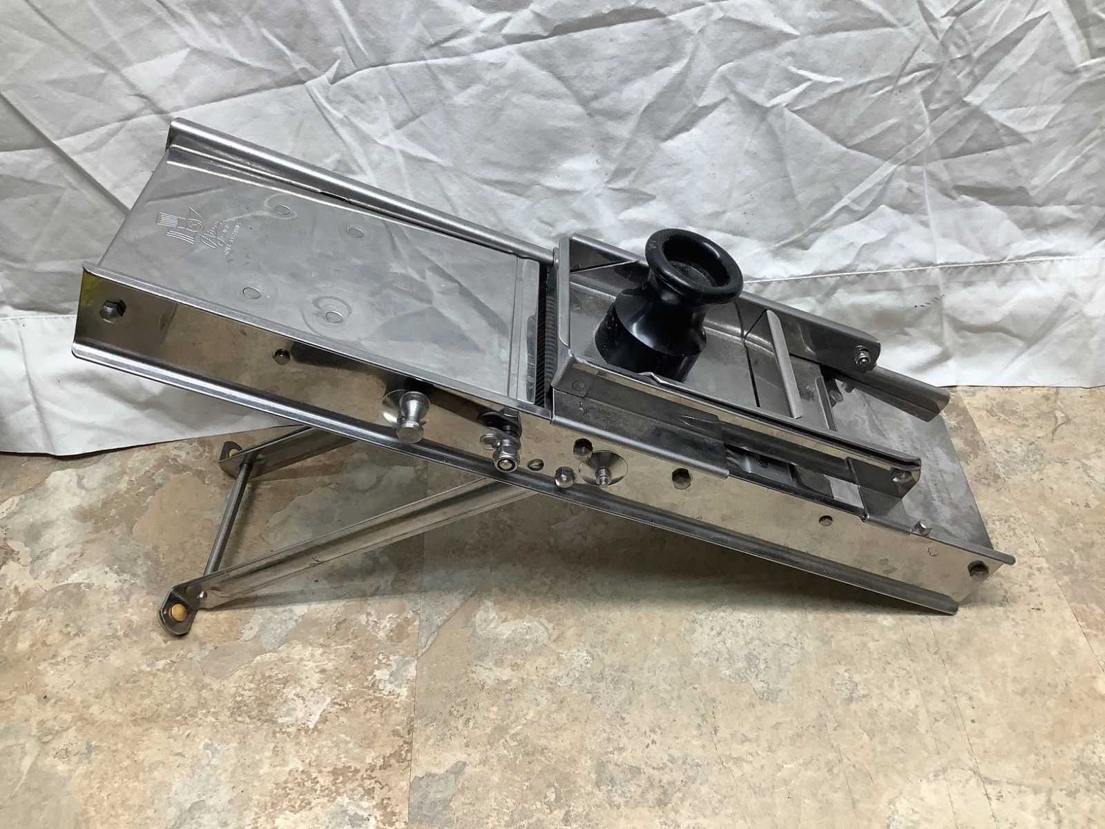 Bron Coucke Stainless Steel Chef's Mandoline Made In France
Opens in a new window or tab