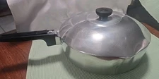 VTG Magnalite 10" double spout skillet with lid - BEAUTIFUL