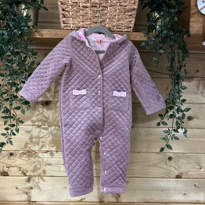 Ted Baker gesteppter Kinderwagen / Schneeanzug 9 - 12 Monate Altrosa - gesteppt
