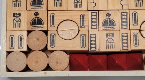 Vintage Castle Blocks Wooden Block 102 Piece Toy Set COMPLETE Original Box 1986 - Picture 6 of 24
