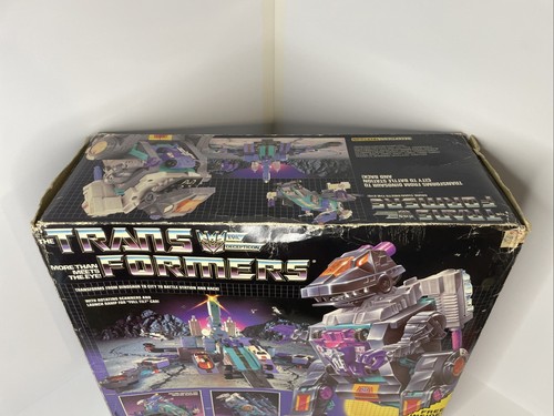 Transformers G1 Trypticon Complete With Box Foam & All Paperwork Inc Poster Mint - Picture 2 of 24